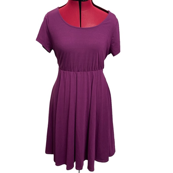 torrid Dresses & Skirts - TORRID Dress Size 00 Stretch Rayon Jersey Belted Short Sleeve Magenta